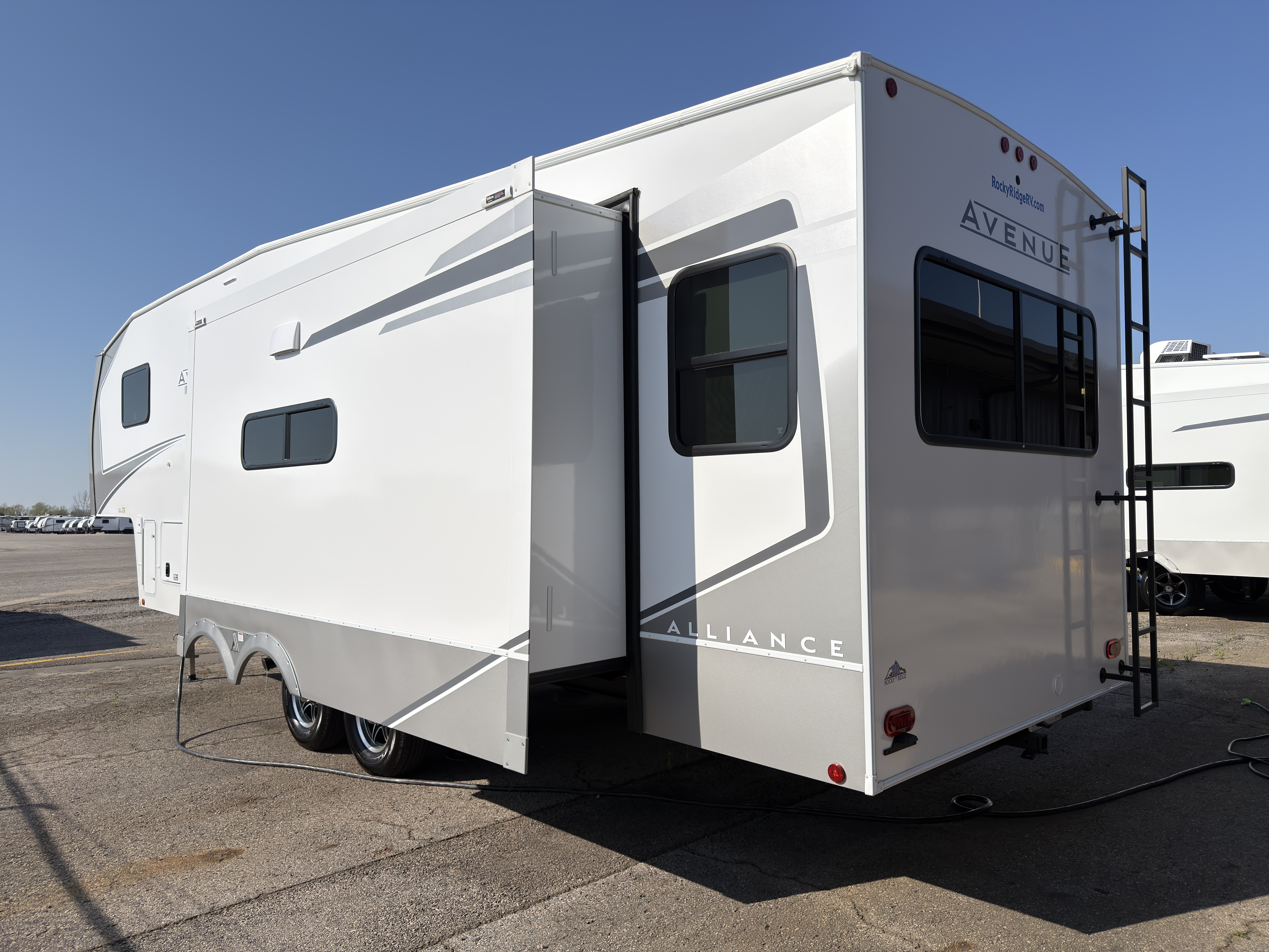 2026 Alliance RV Avenue 29RL - Image 4