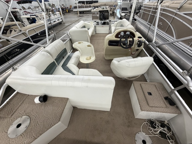 2003 LOWE SUNCRUISER TRINDAD 222 - Image 23