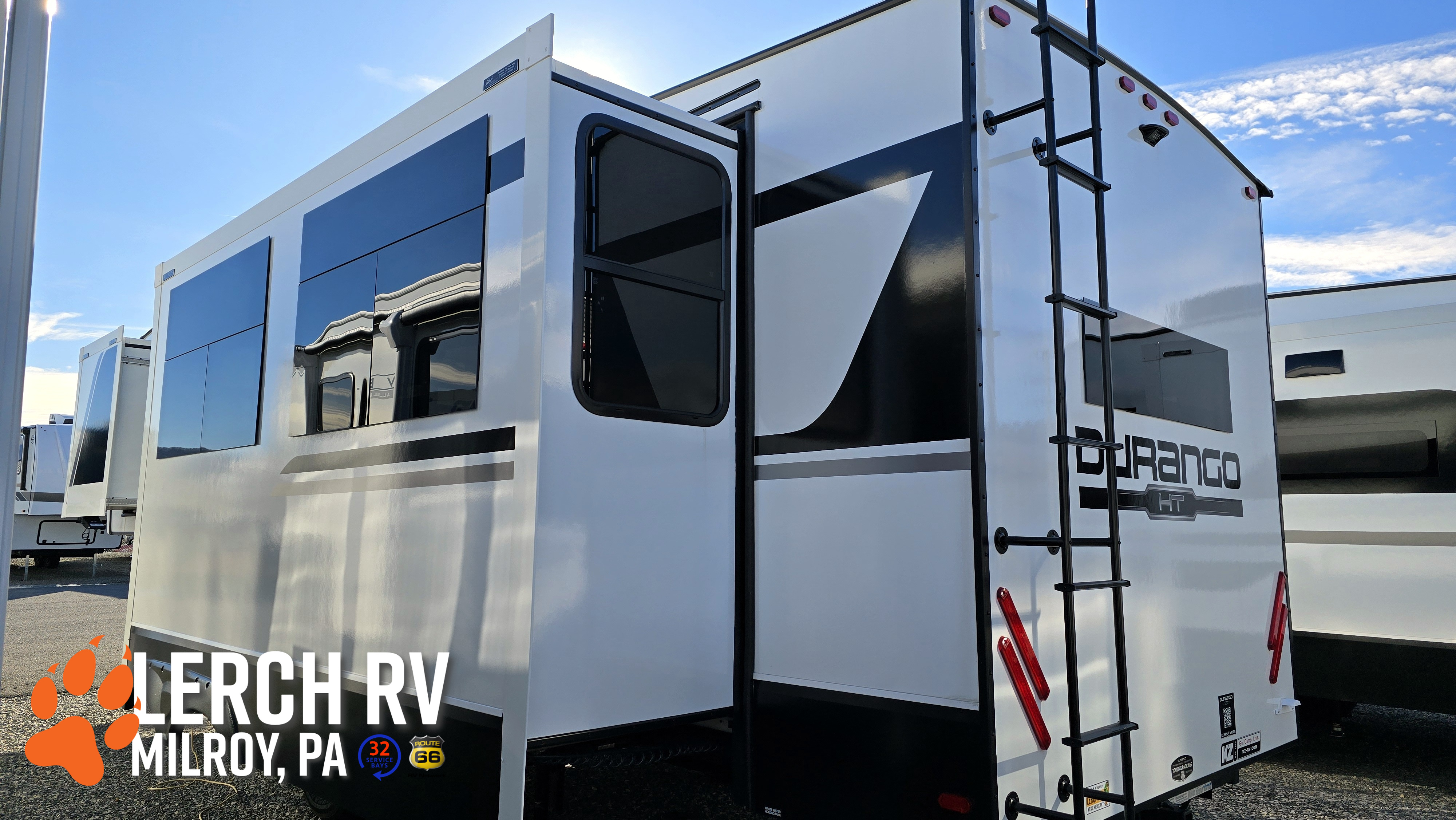 2026 KZ RV Durango HT D240RKD - Image 5