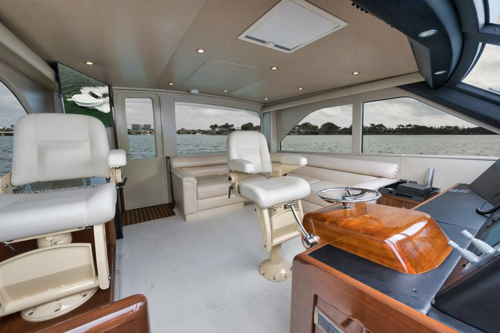 2007 Viking 52 Sport Coupe - Image 20