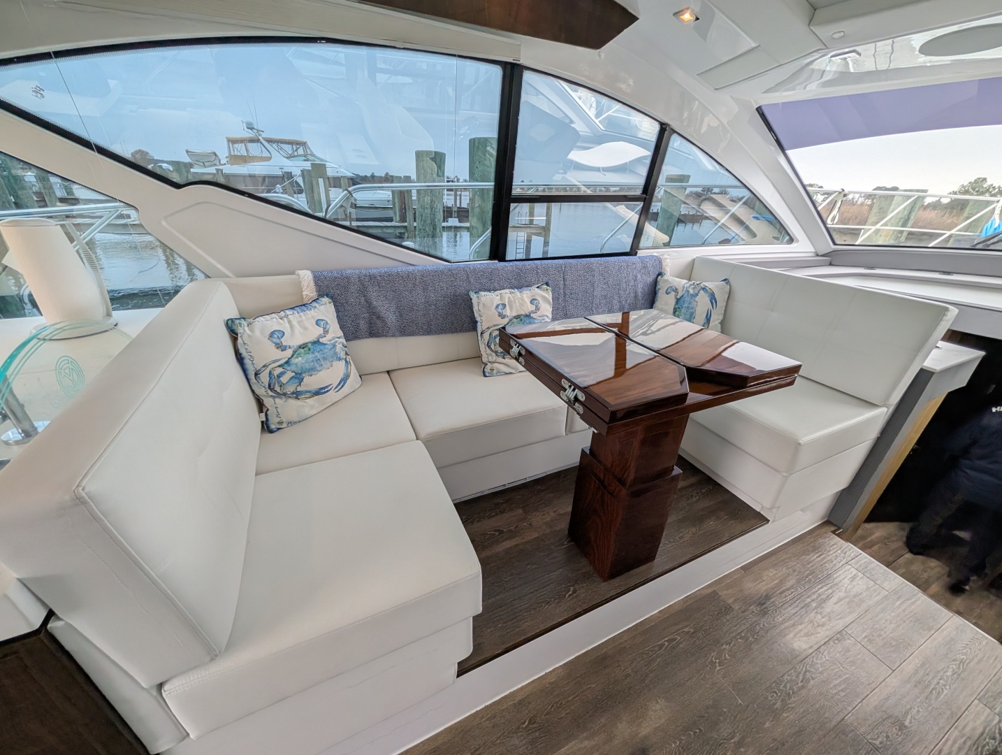 2022 Cruisers Yachts 54 Cantius - Image 13