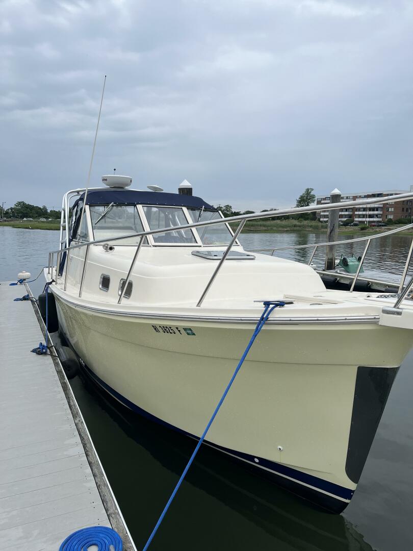 2005 Mainship Pilot 30 Base - Image 2