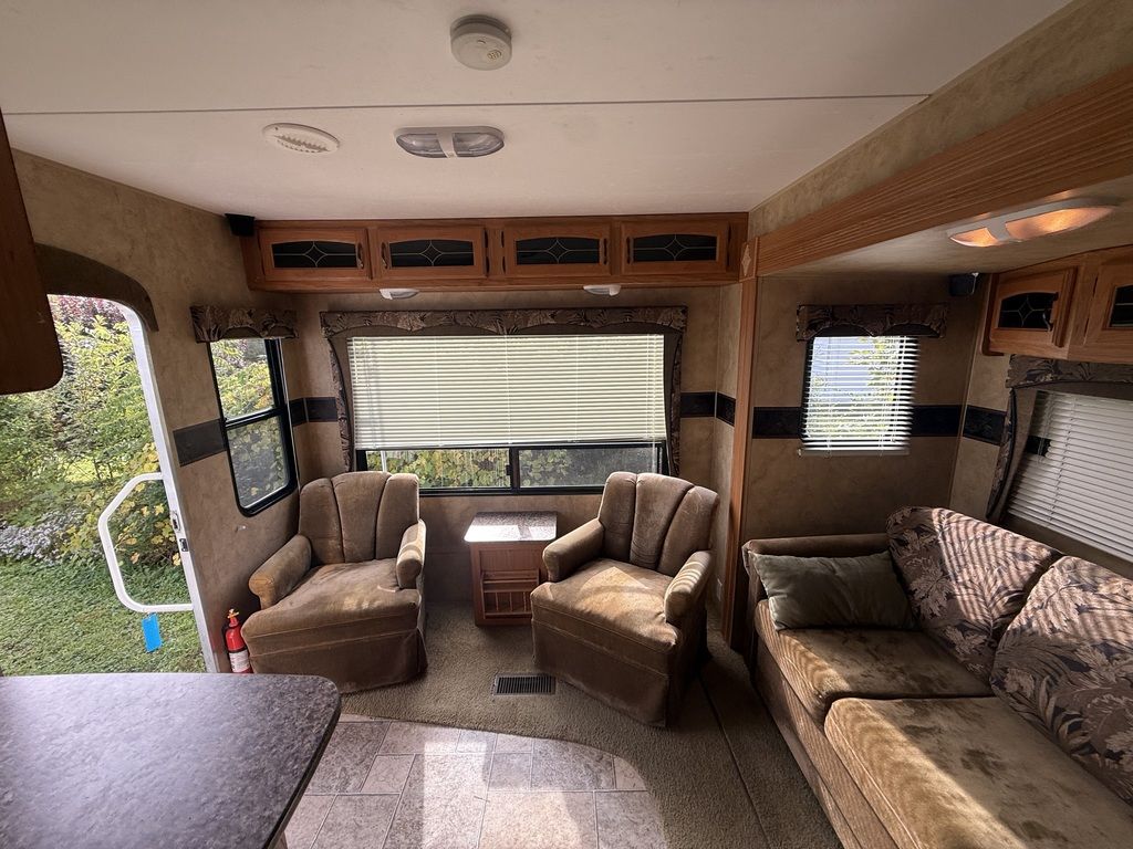 2006 Hornet 29rls - Image 7