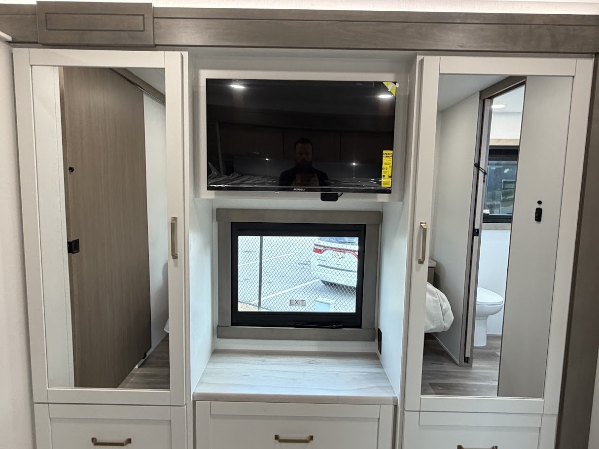 2027 JAYCO PRECEPT 36C - Image 61