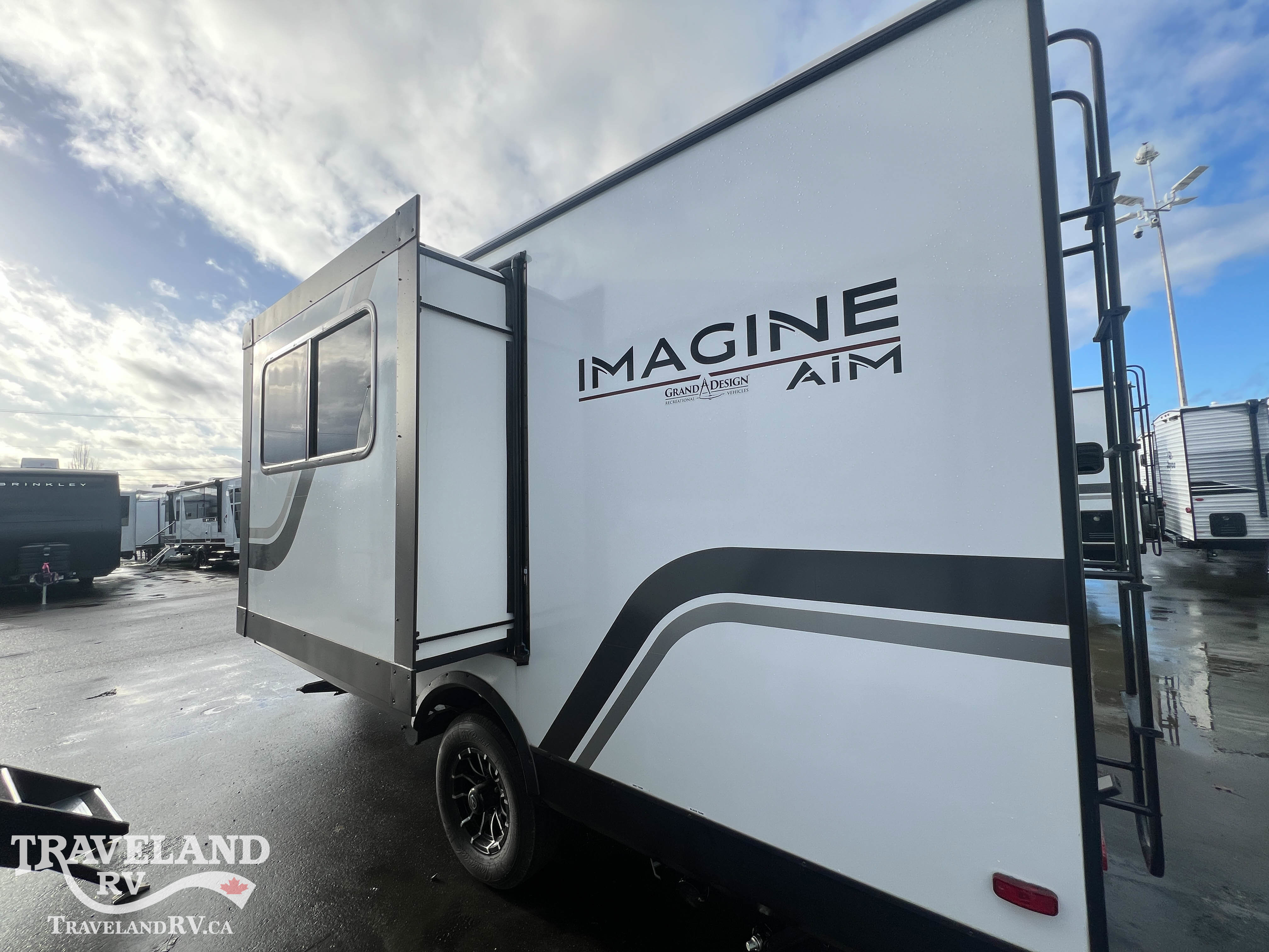 2026 Grand Design Imagine AIM 16MLA - Image 7