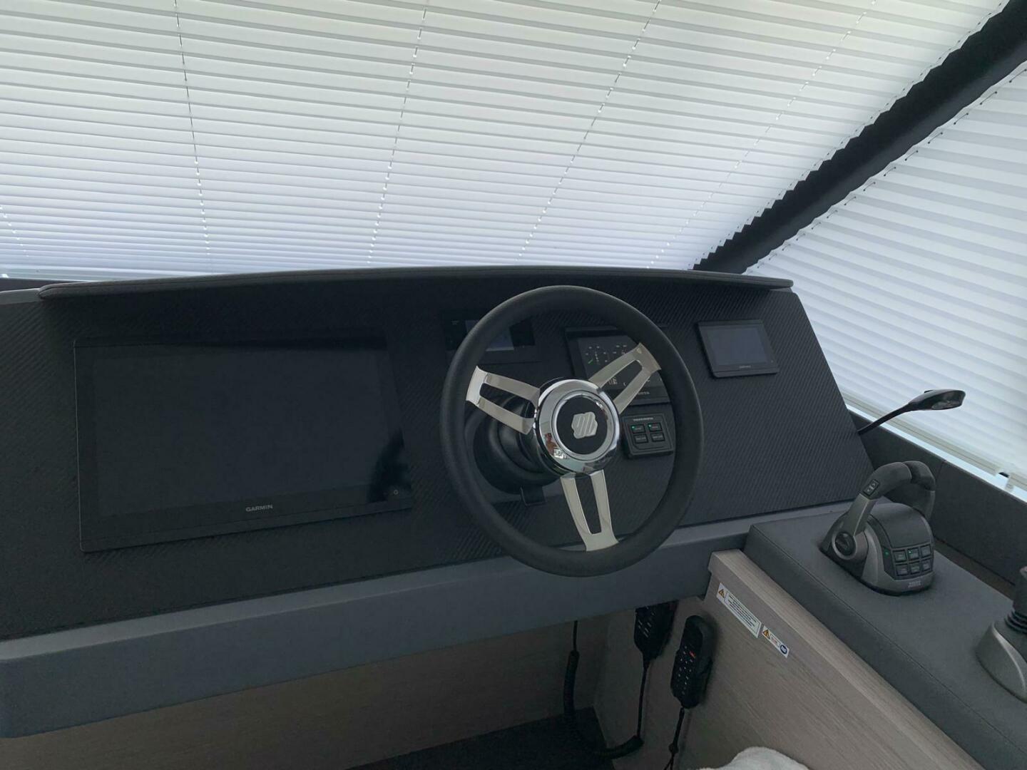 2024 Fountaine Pajot MY5 - Image 8
