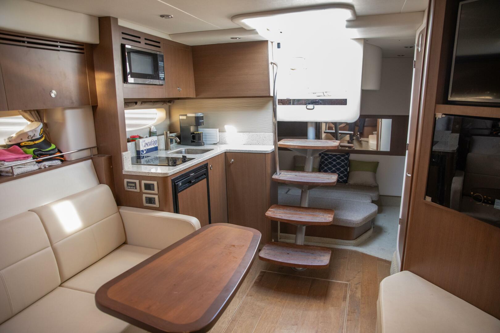 2016 Sea Ray Sundancer 350 - Image 94