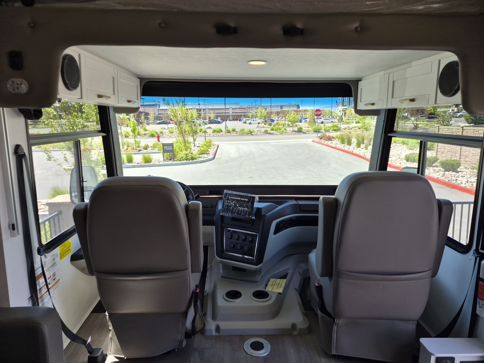 2027 Entegra Coach Vision XL 36C - Image 4