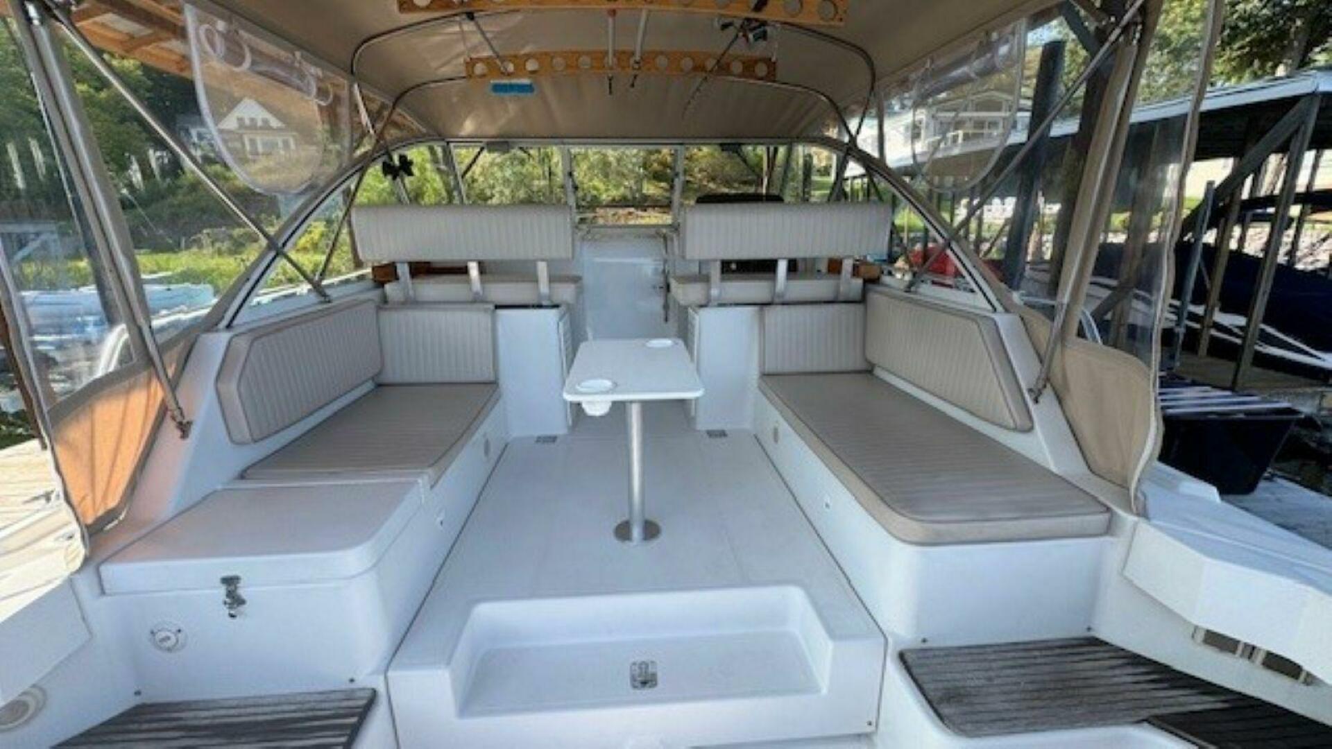 2000 Mainship 34 Pilot - Image 4