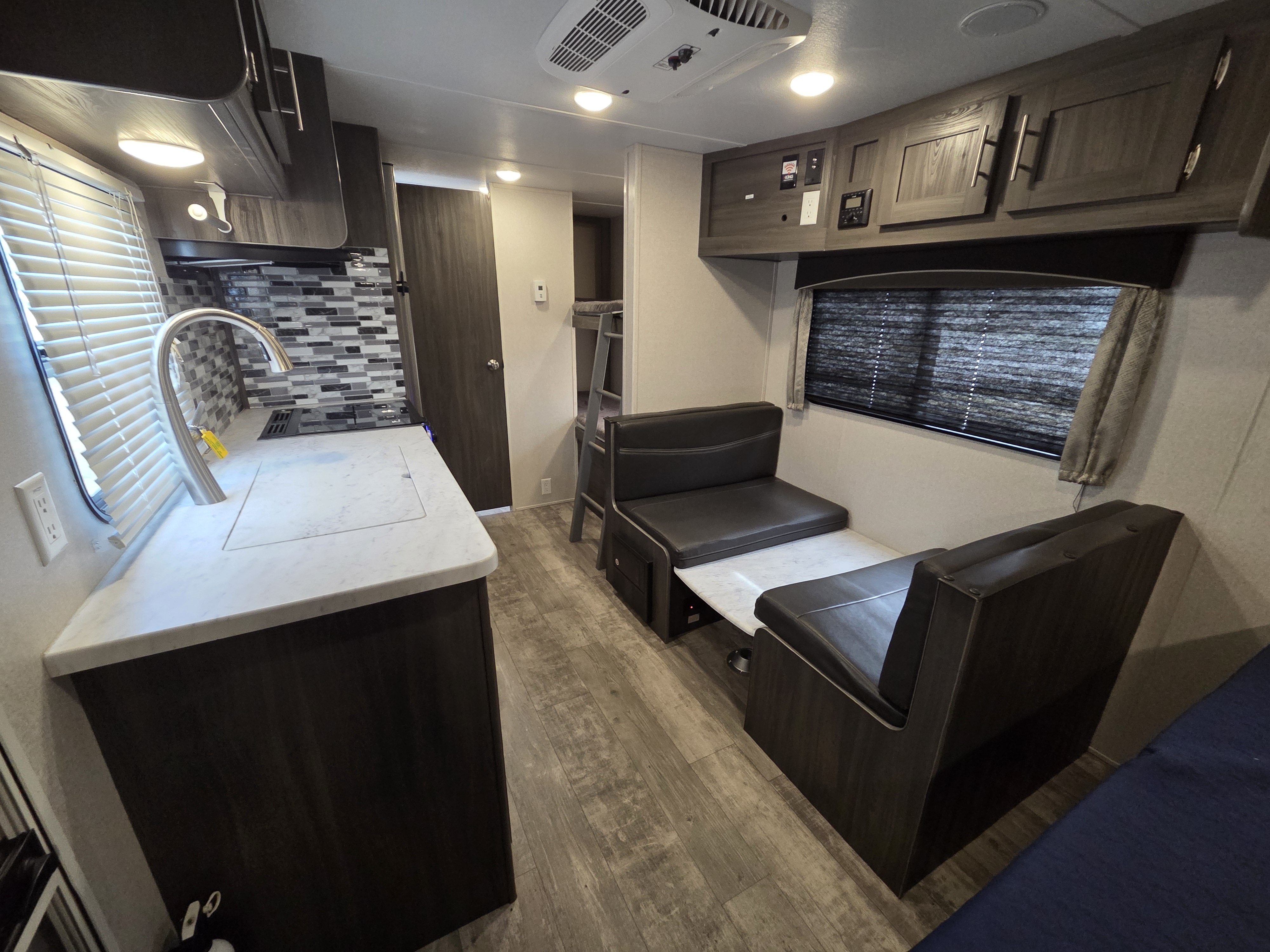 2021 Forest River Shasta 18BH - Image 5