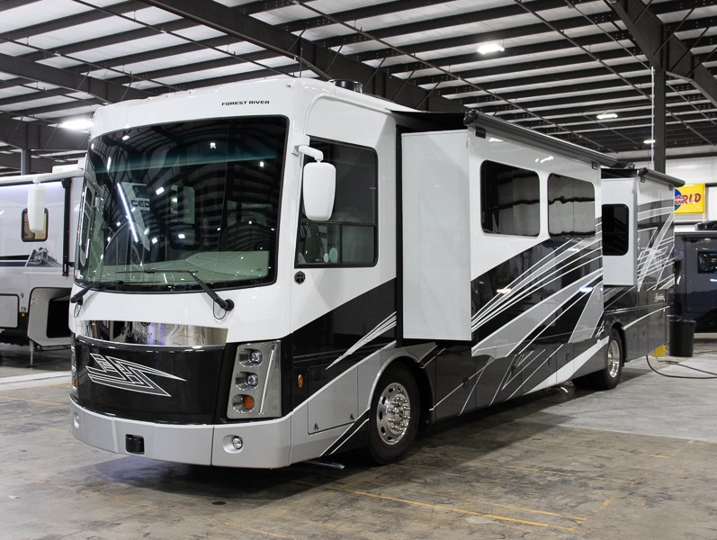 2025 Forest River Berkshire XL 40H - Image 4