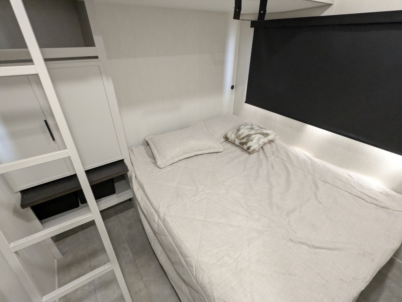 2026 Forest River CRUSADER 2SUITE - Image 37