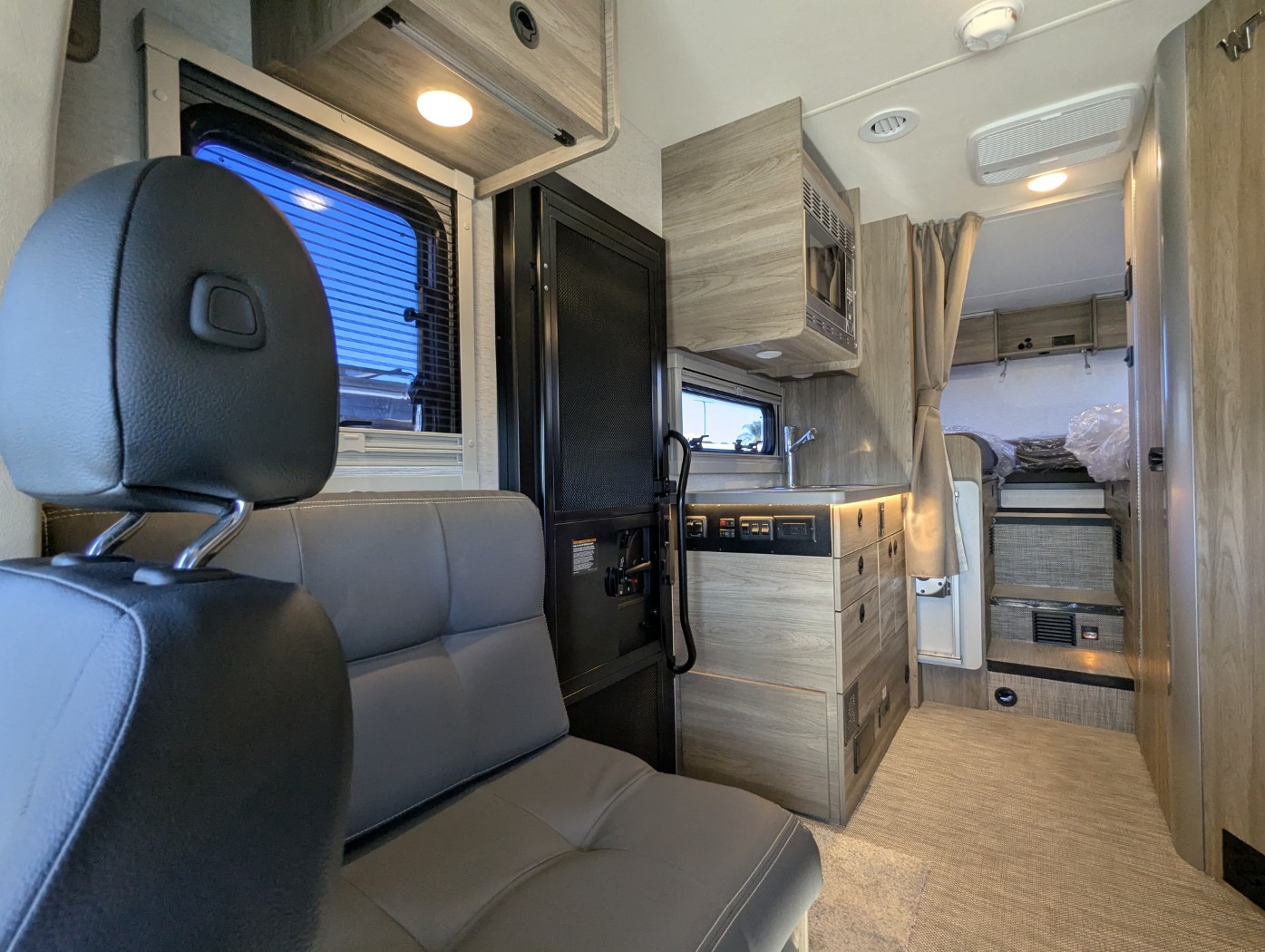 2026 Winnebago Ekko Sprinter 23B AWD - ATH Edition - Image 13