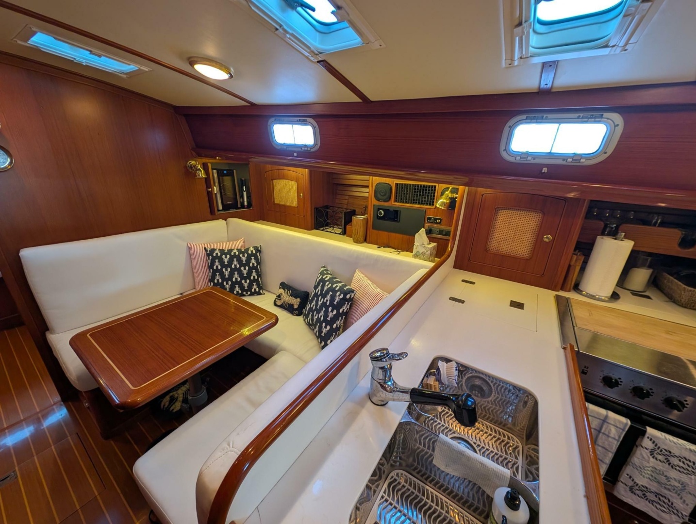 1998 Little Harbor Whisperjet 55 - Image 31