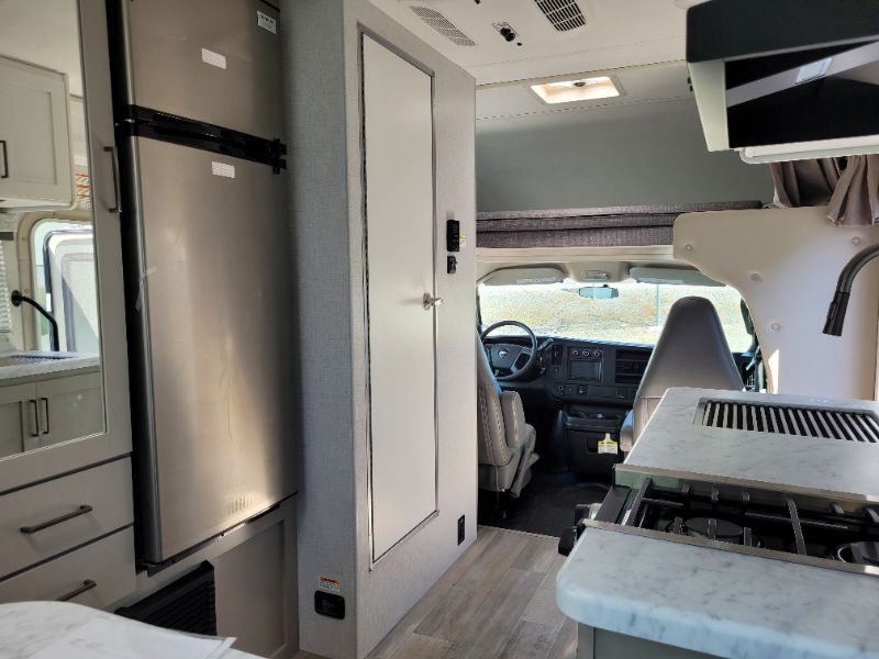 2026 Thor Motor Coach Four Winds Espec 19Z - Image 18