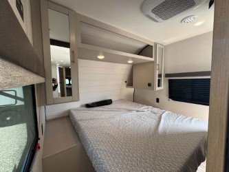 2027 Jayco Jay Flight SLX 261BHS - Image 23