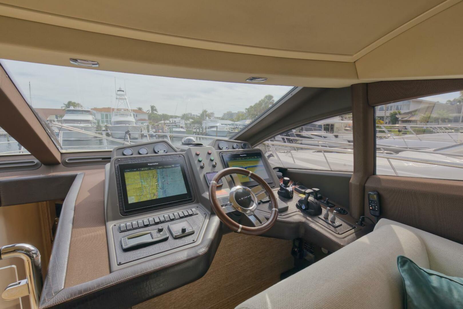 2015 Azimut 64 Flybridge - Image 30
