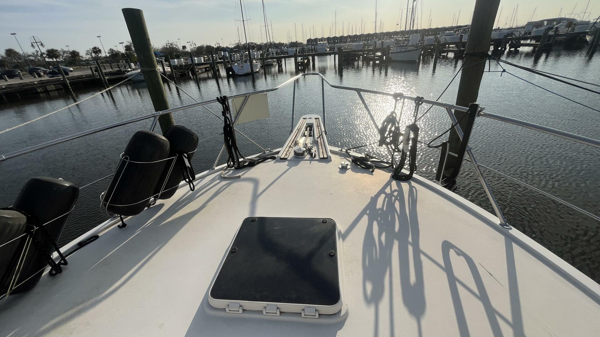 1994 Hatteras Double Cabin - Image 11