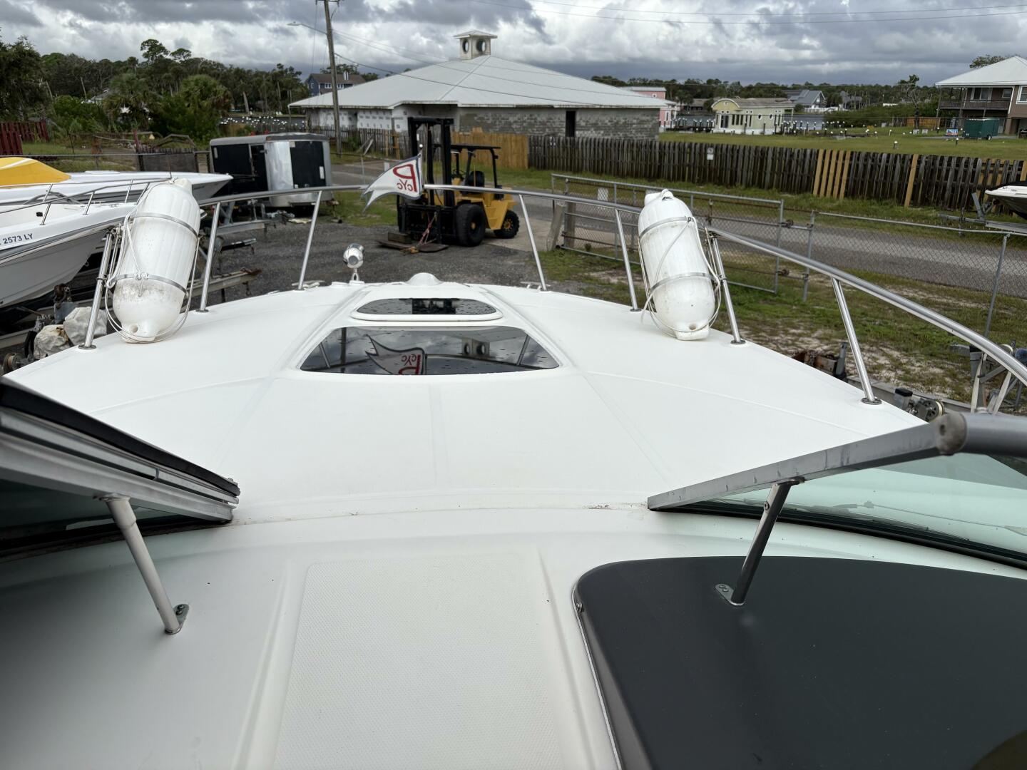2012 Sea Ray 310 Sundancer - Image 15