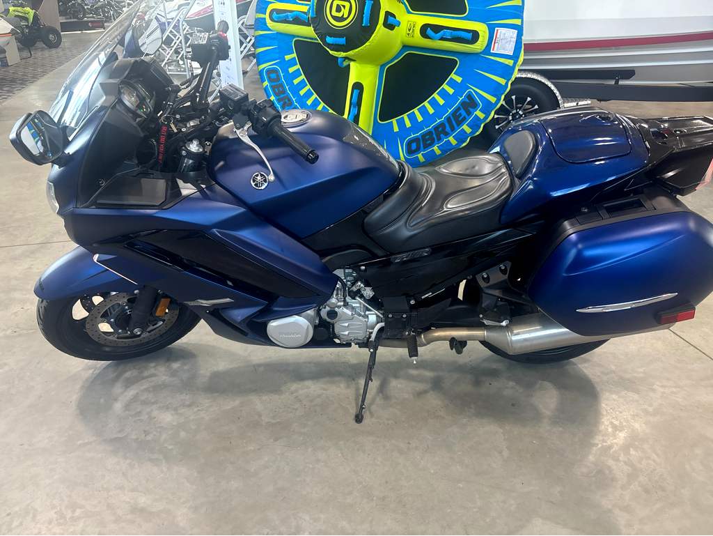 2018 Yamaha FJR1300 - Image 2