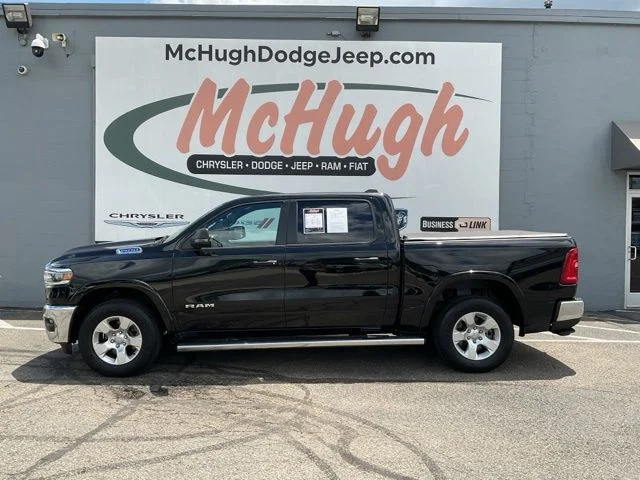 2025 Ram 1500 Big Horn 4x4 Crew Cab 5'7" Box - Image 8
