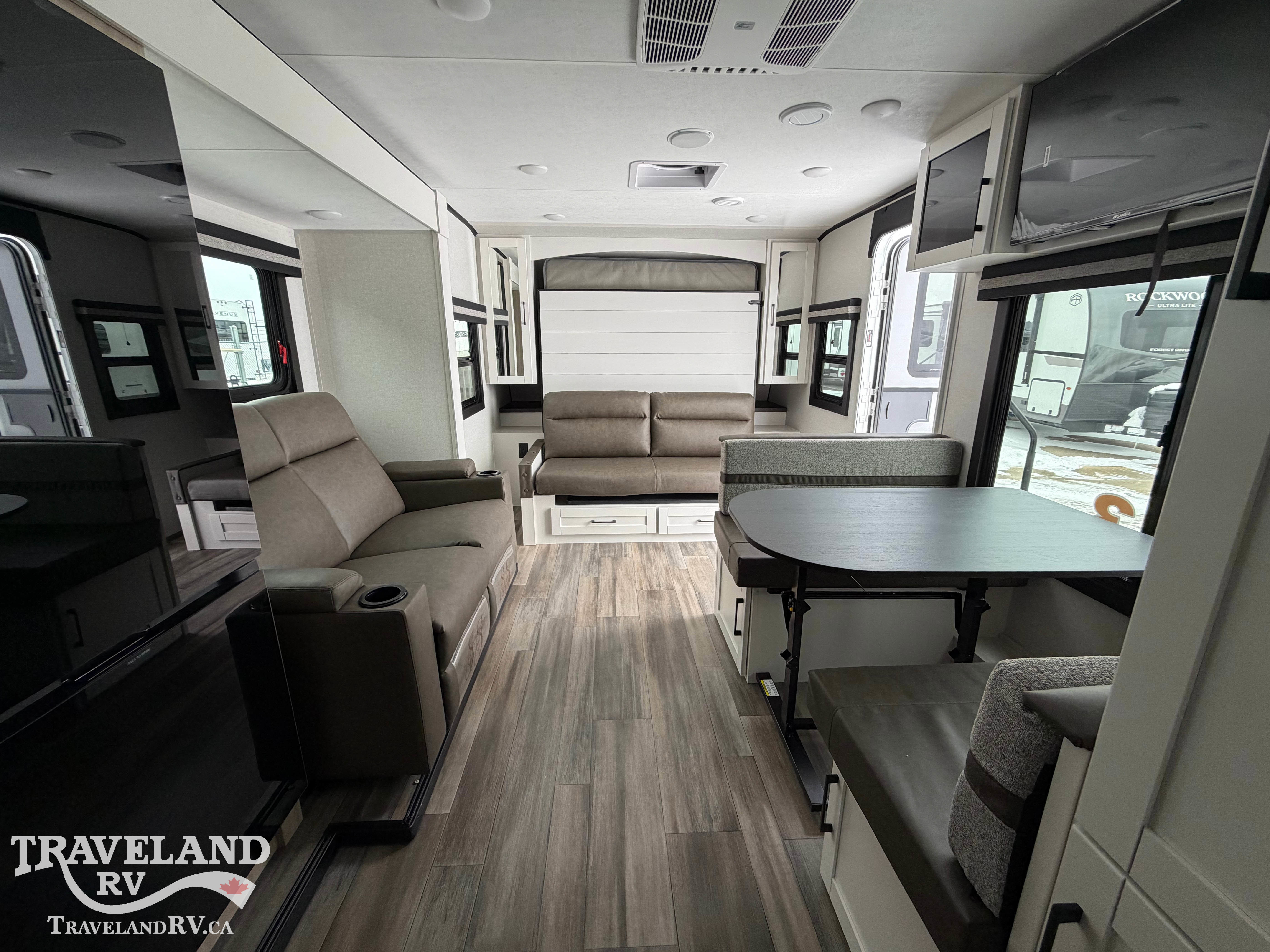 2026 Highland Ridge Range Lite 211RKM - Image 4