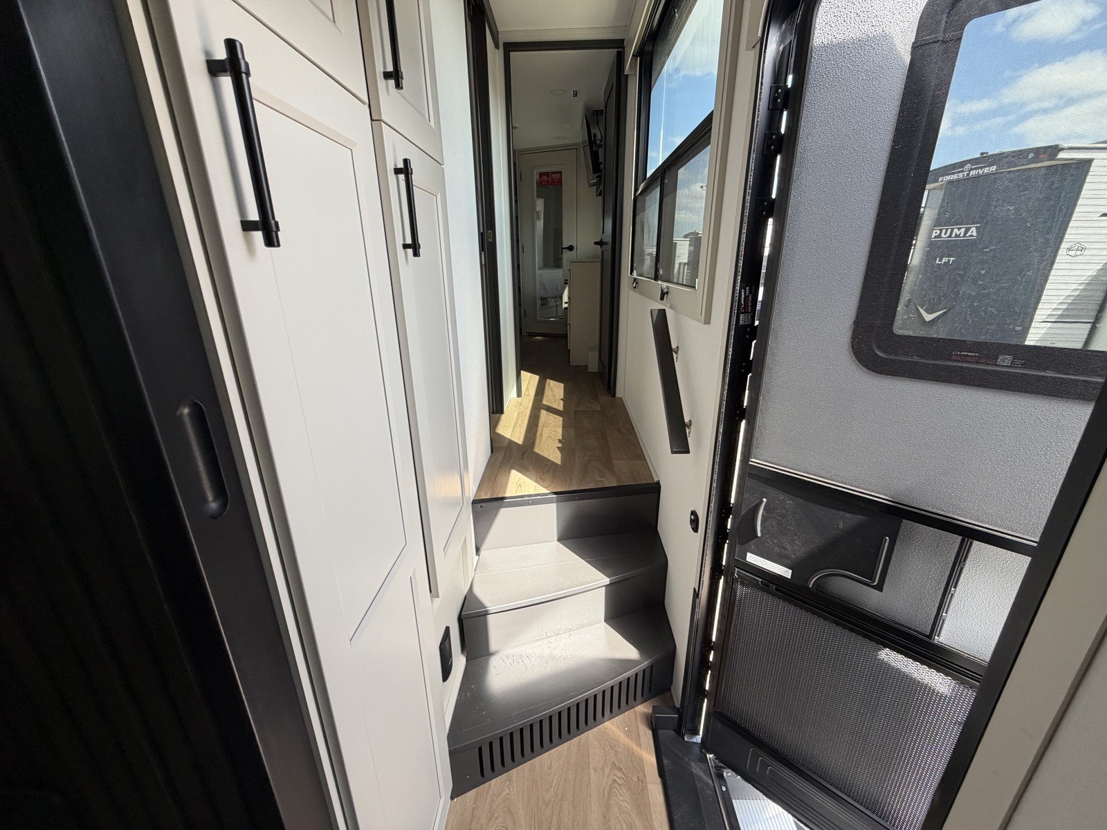2026 GRAND DESIGN 390RK - Image 33
