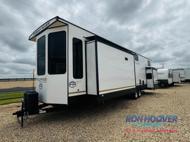 2025 FOREST RIVER 42FLDL - Image 21