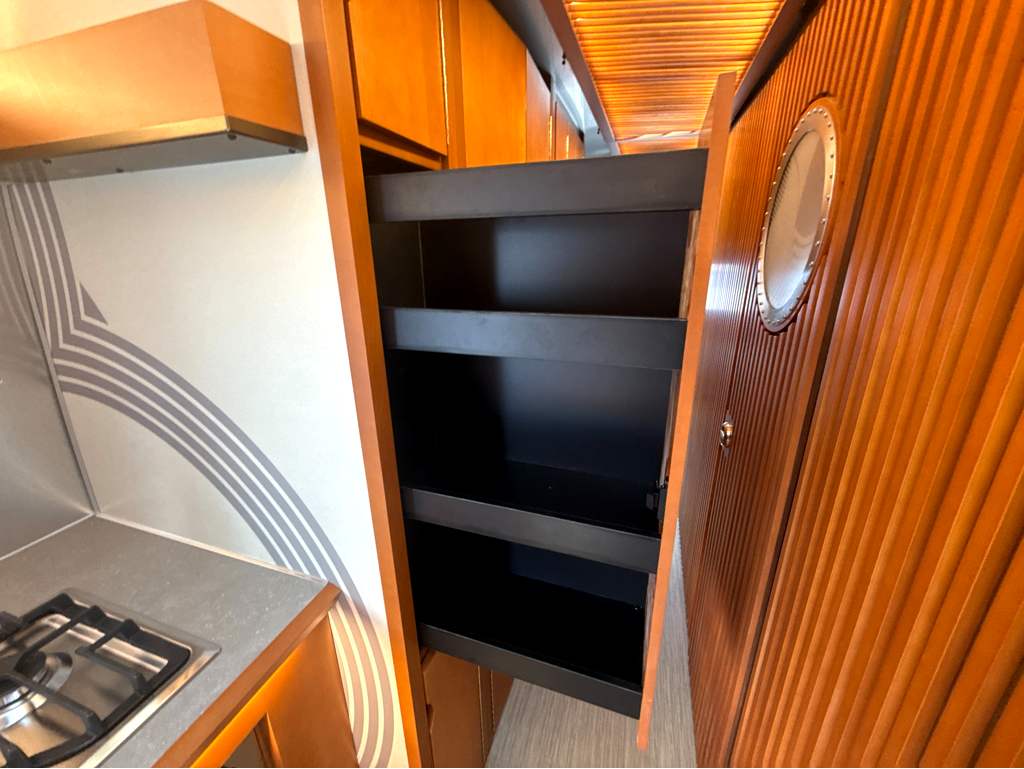2026 AIRSTREAM FRANK LLOYD WRIGHT 28RBT - Image 21