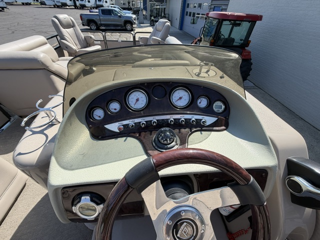 2008 PREMIER ESCAPADE 235 - Image 14