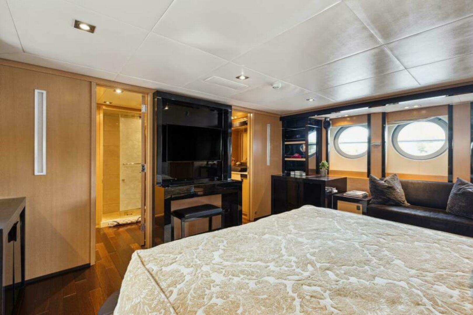 2008 Palmer Johnson 124 Sports Cruiser - Image 54