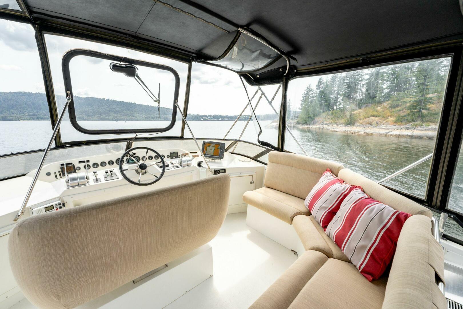 1997 Navigator Sundance 5600 - Image 47