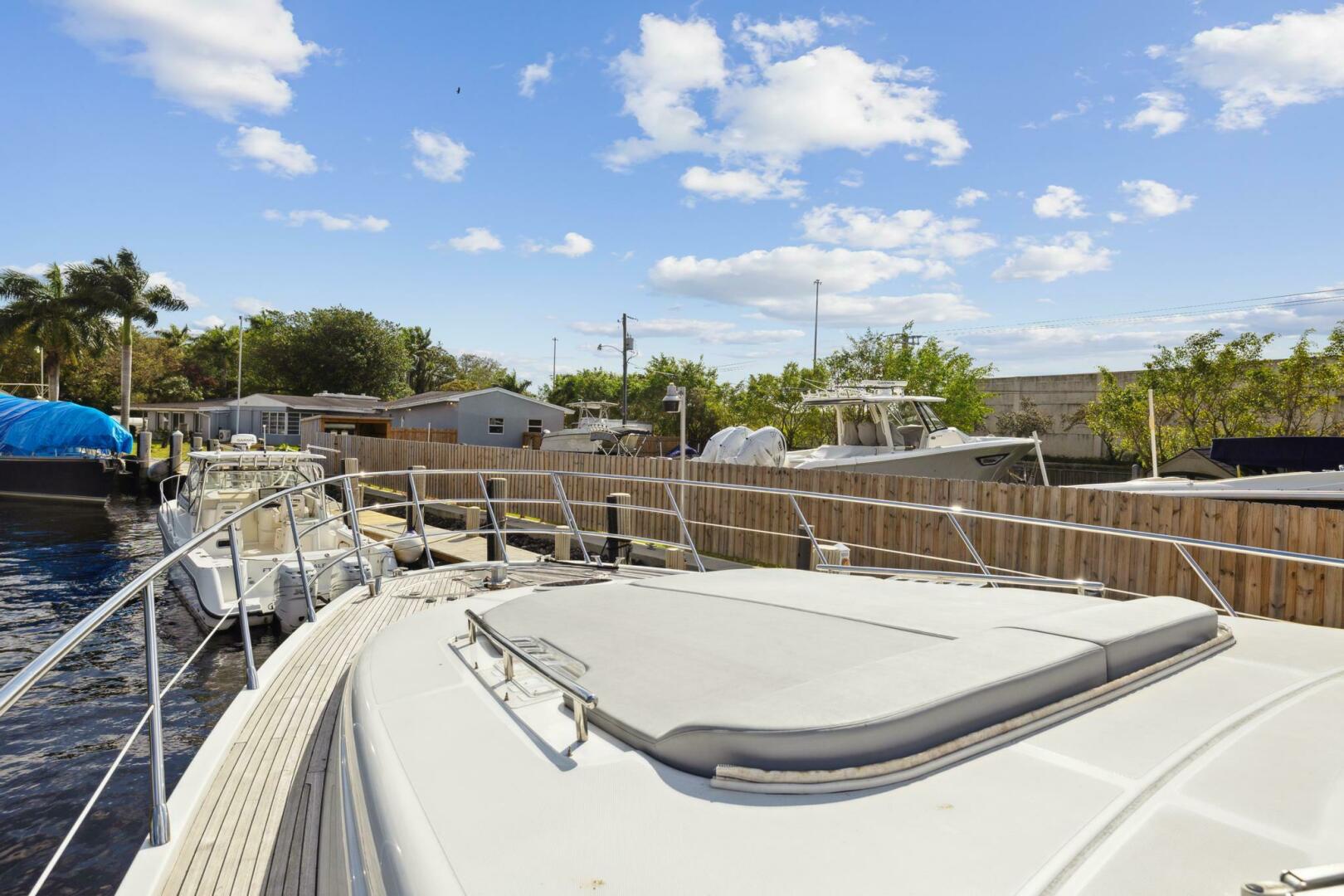 2013 Azimut 70 - Image 8