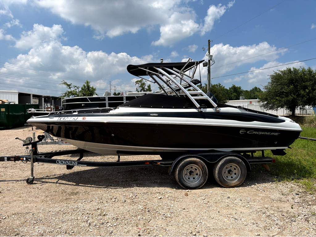 2011 CROWNLINE 2011 21SS - Image 2