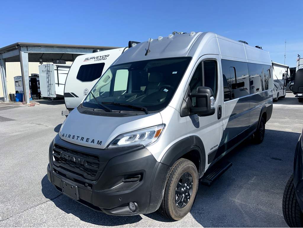 2026 AIRSTREAM RANGELINE - Image 2