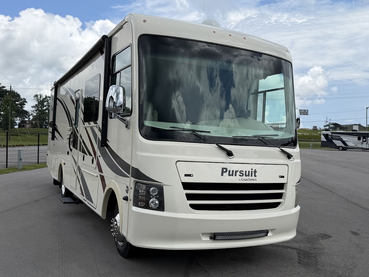 2019 COACHMEN PURSUIT 31BH - Image 1