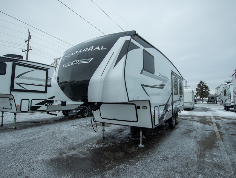 2023 Coachmen Chaparral Lite 25RE - Image 4