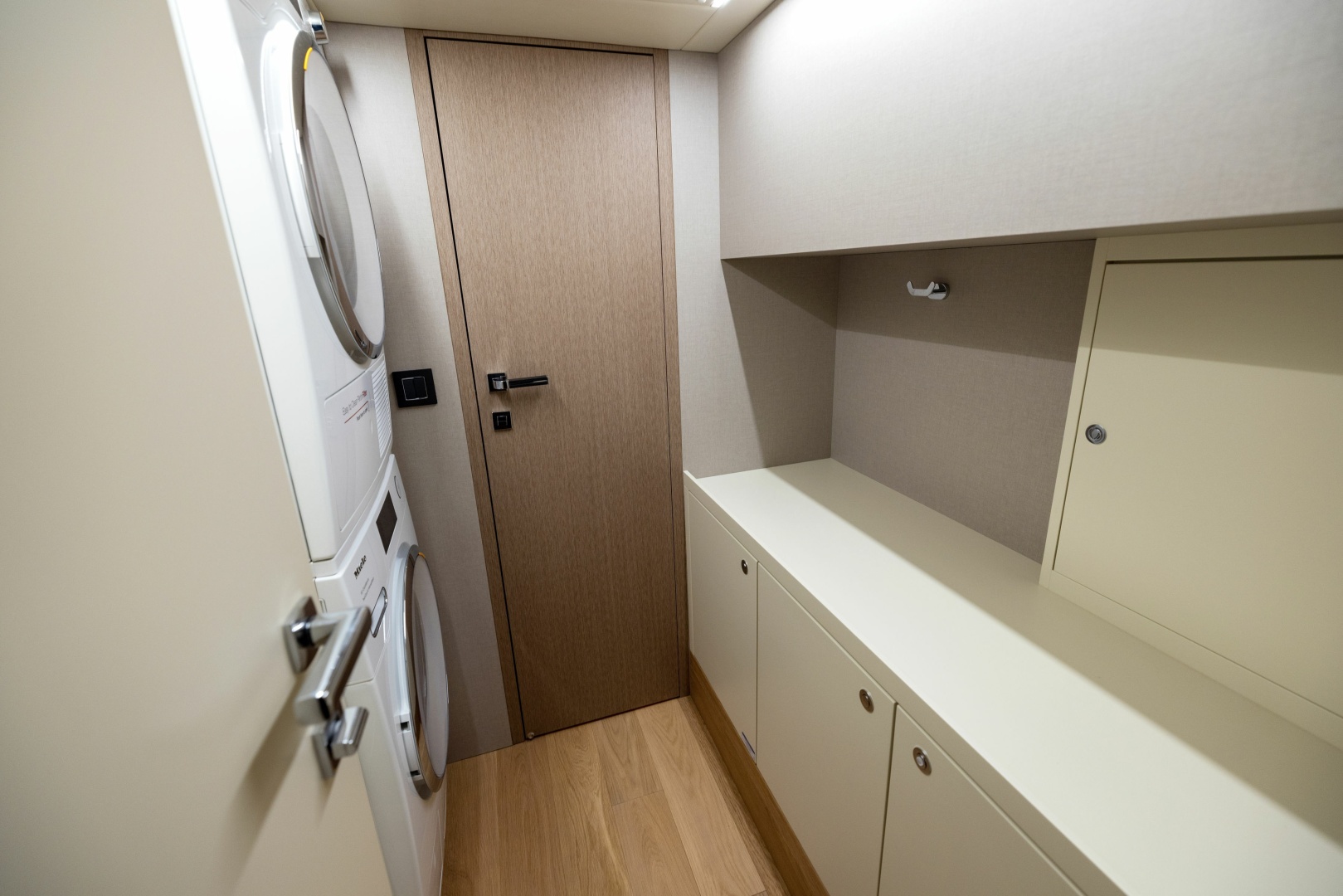 2024 Absolute Navetta 64 - Image 91