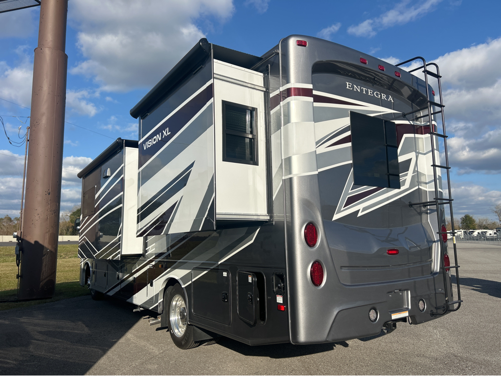 2026 ENTEGRA COACH VISION XL 31UL - Image 4