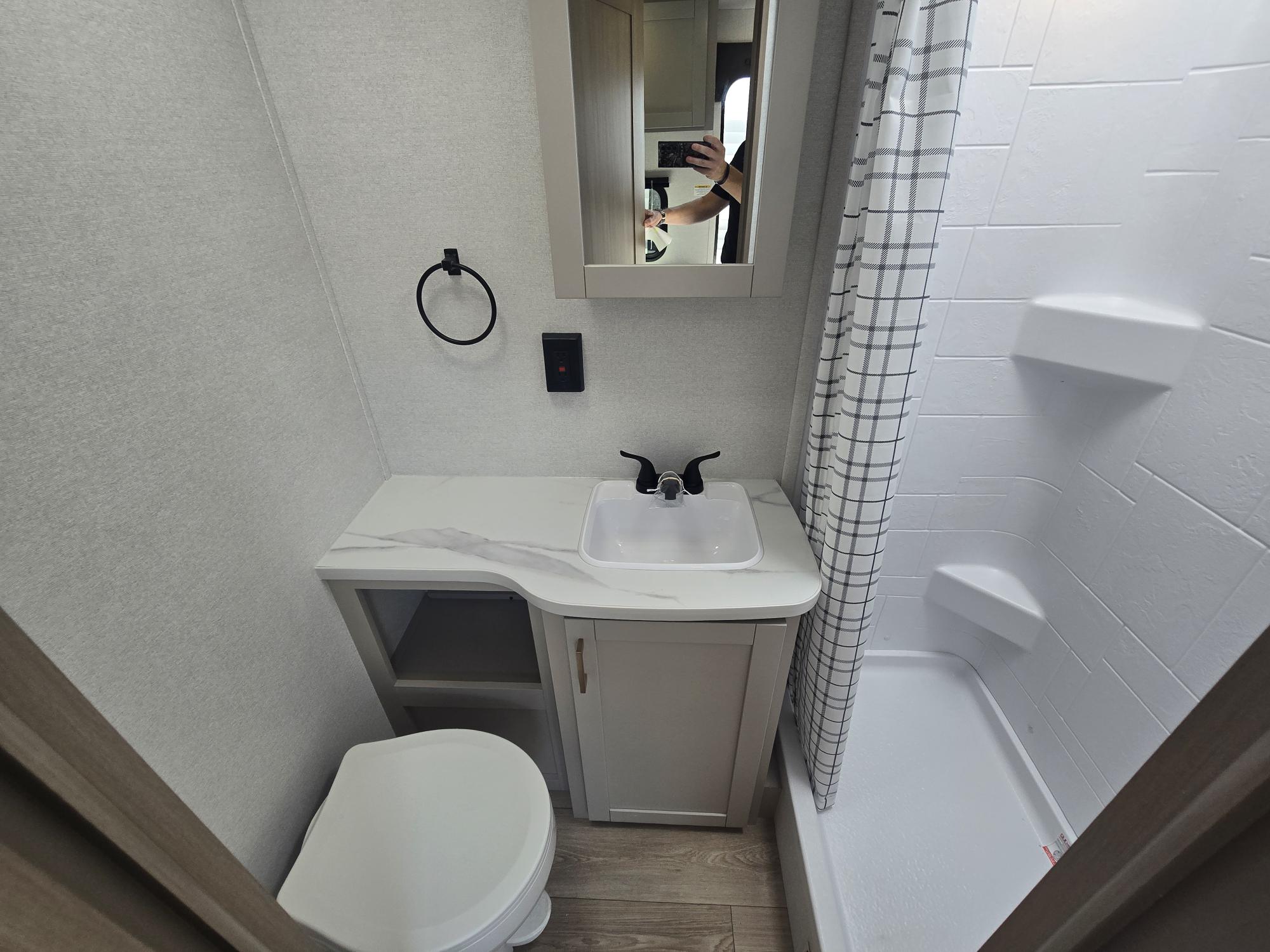 2027 Jayco Jay Flight SLX 210QB - Image 7