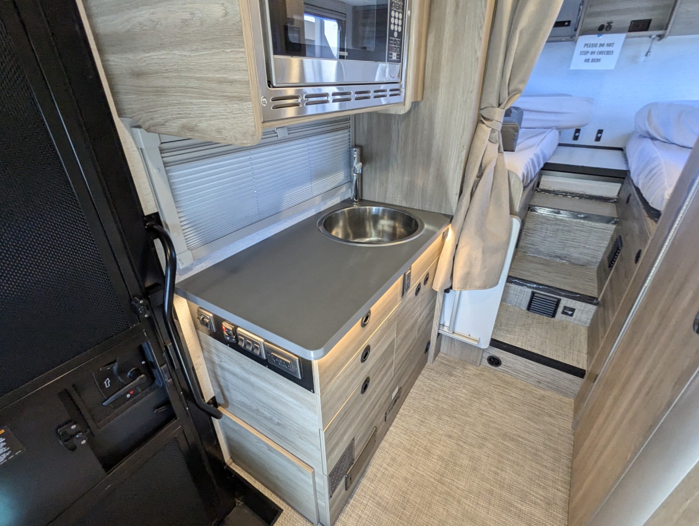 2026 Winnebago EKKO Sprinter 23B AWD - ATH Edition - Image 22