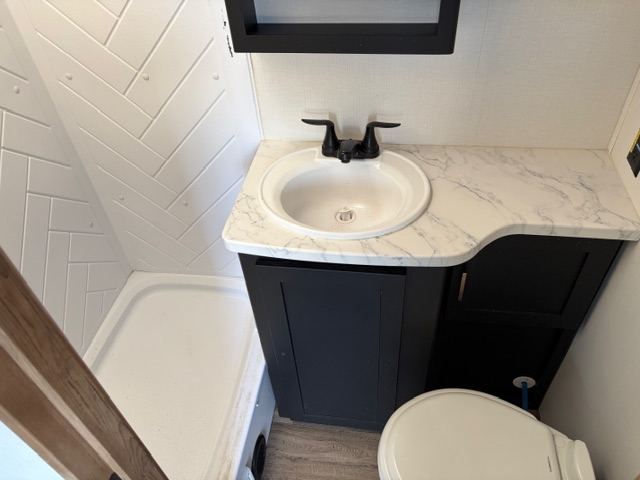 2023 Keystone Outback Ultra-Lite Ultra-Lite 240URS - Image 24