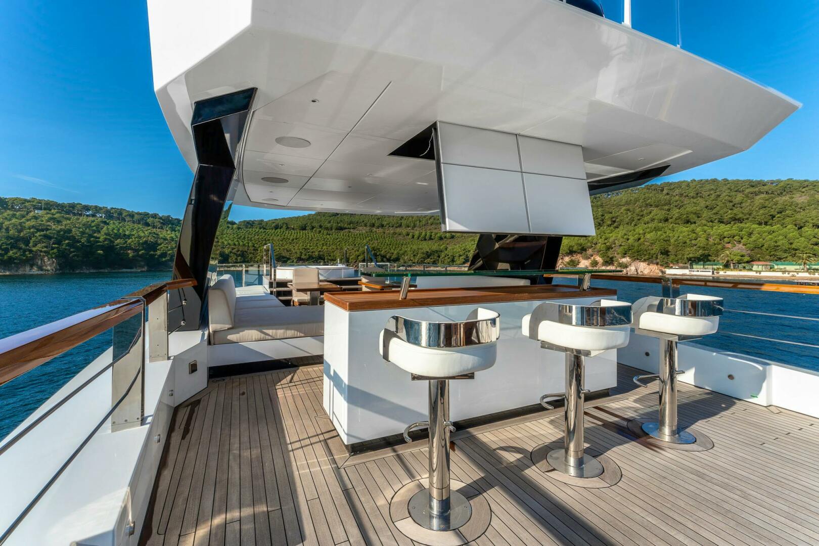 2024 AES Yacht - Image 15