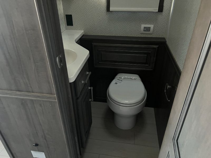 2026 Entegra Coach Aspire 44D - Image 13