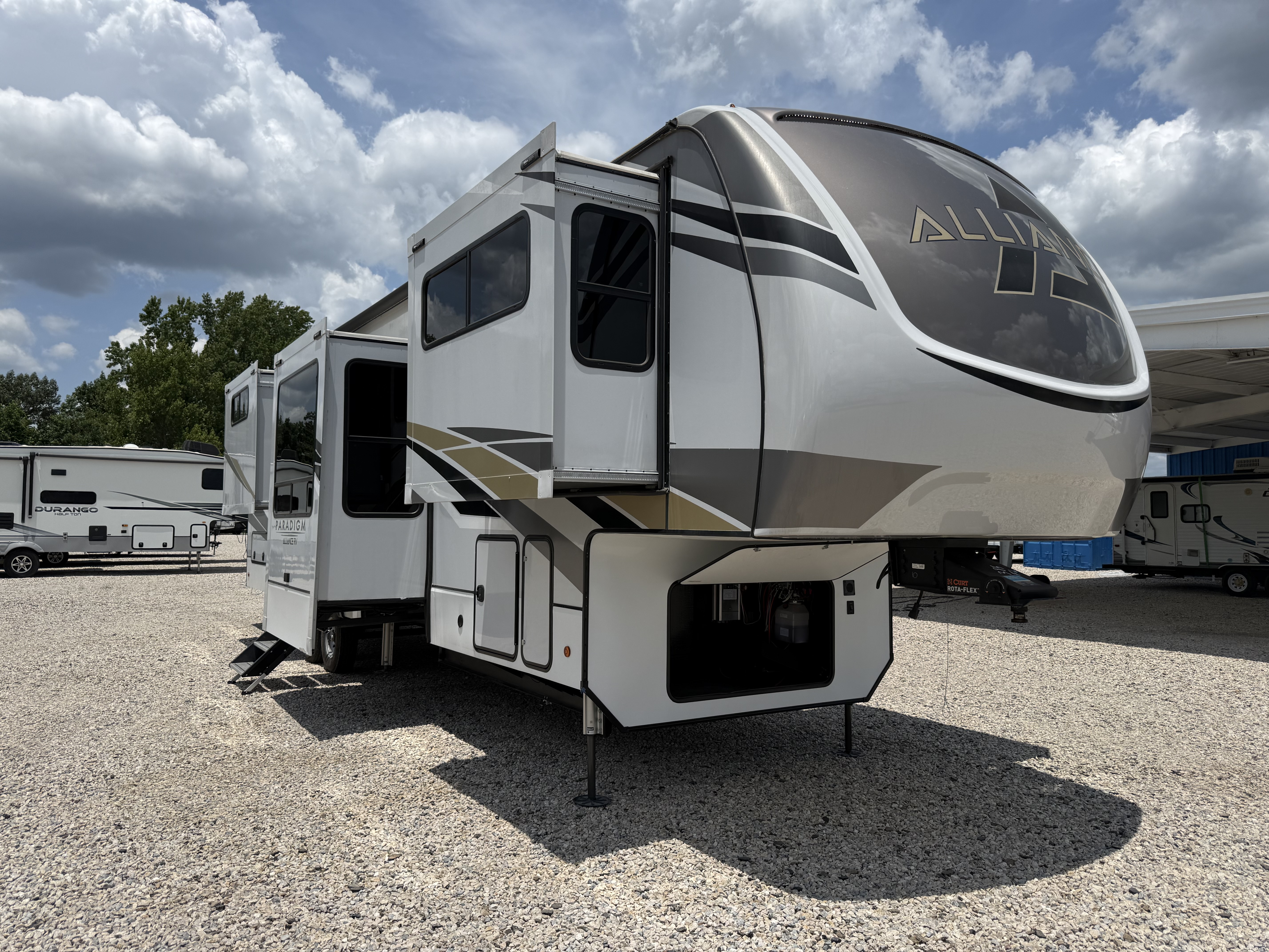 2022 ALLIANCE. PARADIGM 385FL - Image 1