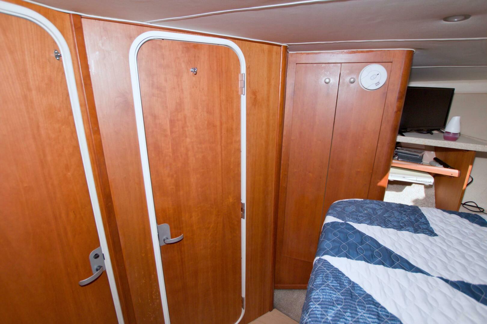 1998 Luhrs 36 Convertible - Image 49