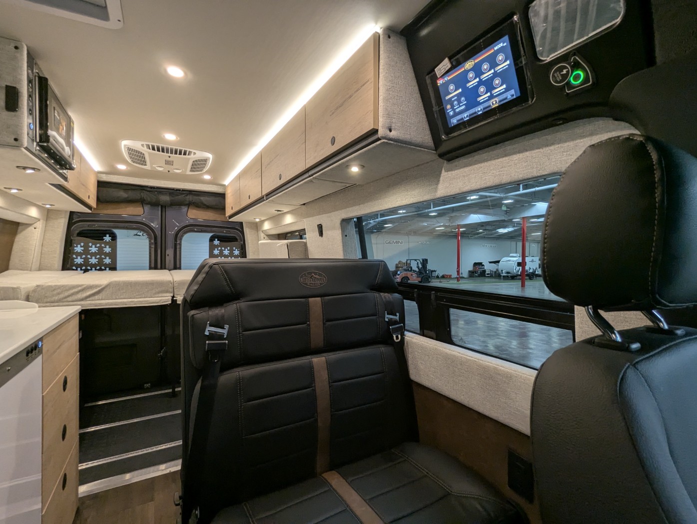 2027 Storyteller Overland Dark Mode OG - Image 21