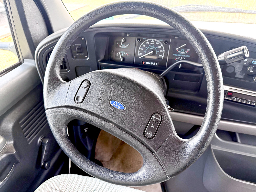 1994 FLEETWOOD SEARCHER M-Z29 - Image 35