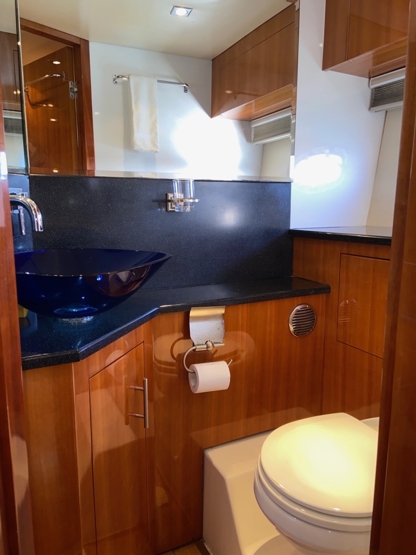 2009 Regal 5260 - Image 38