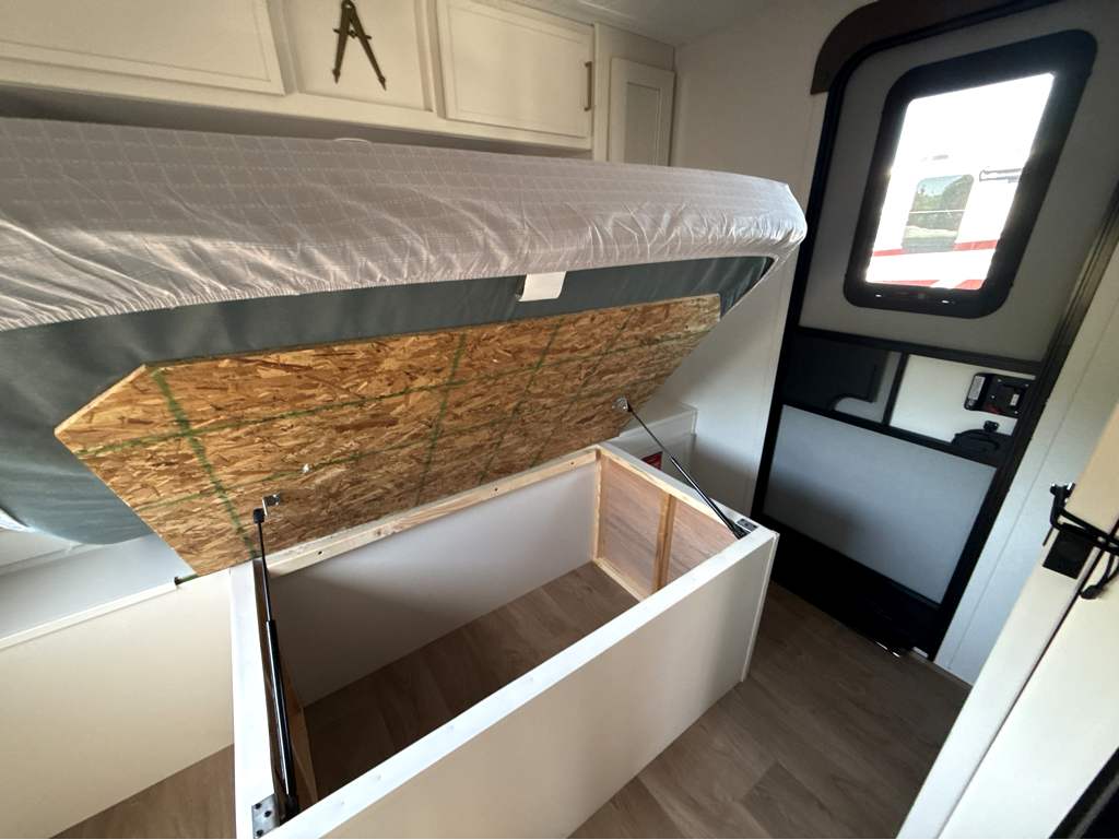 2026 GRAND DESIGN TRANSCEND 265BHT - Image 20